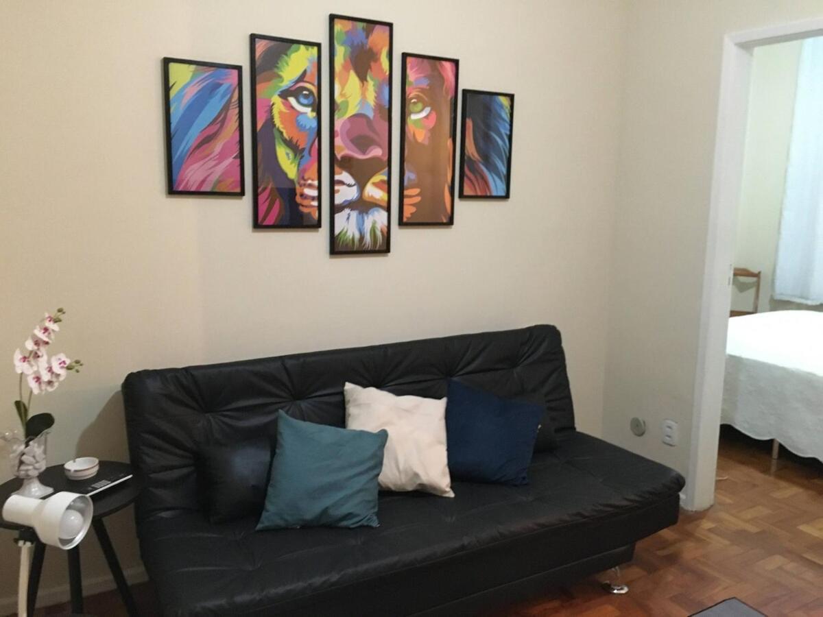 Em Copacabana A 3 Quadras Da Praia! Apartamento *