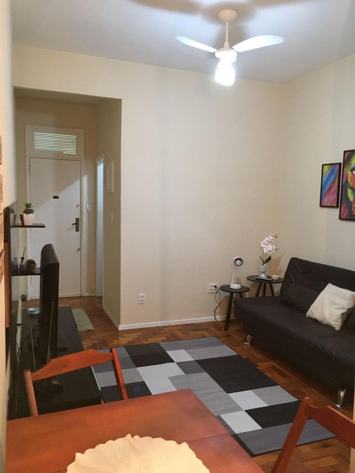 Em Copacabana A 3 Quadras Da Praia! Apartamento Rio de Janeiro