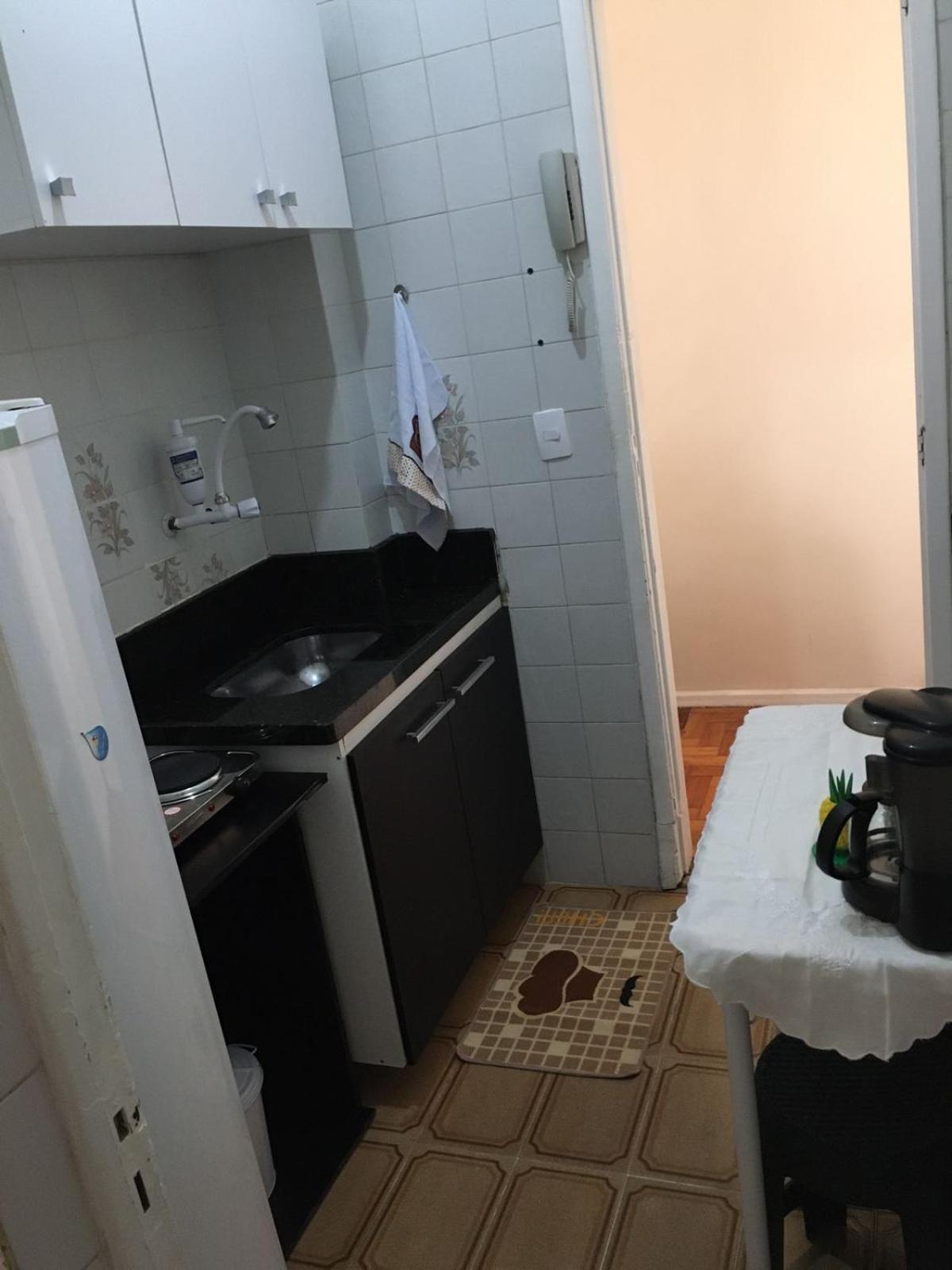 Em Copacabana A 3 Quadras Da Praia! Apartamento