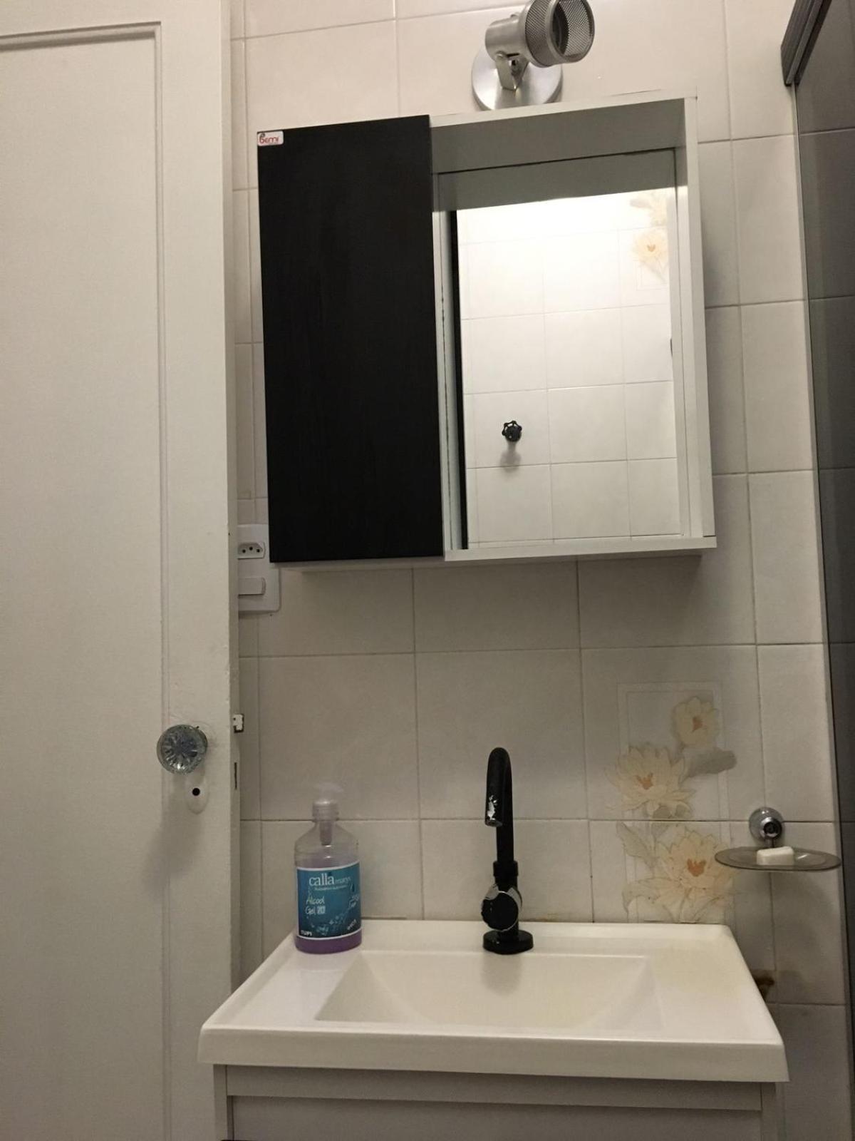 Em Copacabana A 3 Quadras Da Praia! Apartamento *