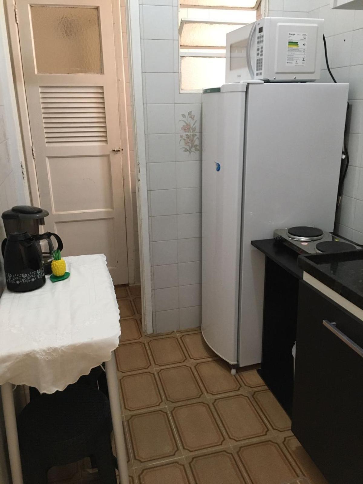 Em Copacabana A 3 Quadras Da Praia! Apartamento *